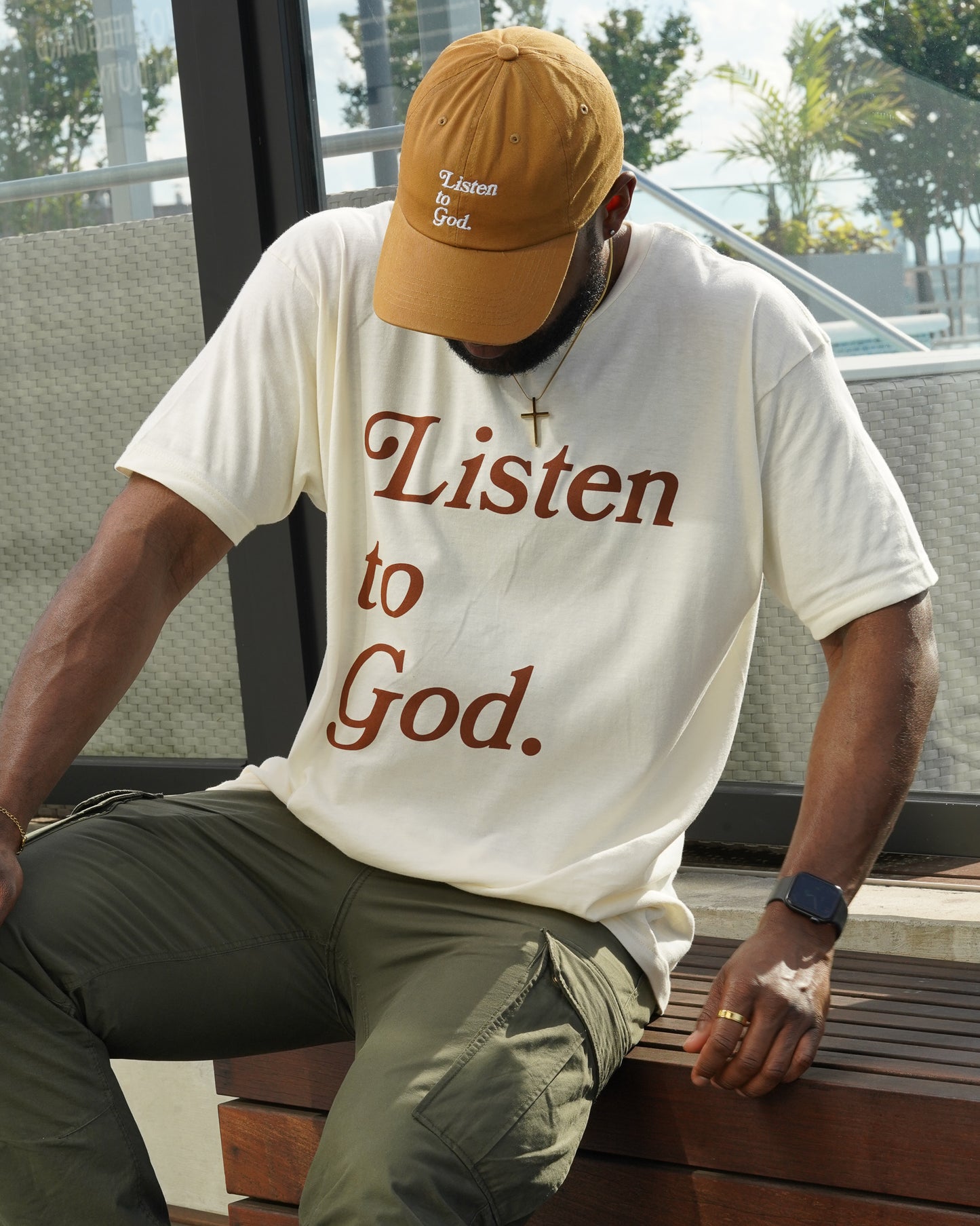 Listen To God Tee in Vintage White
